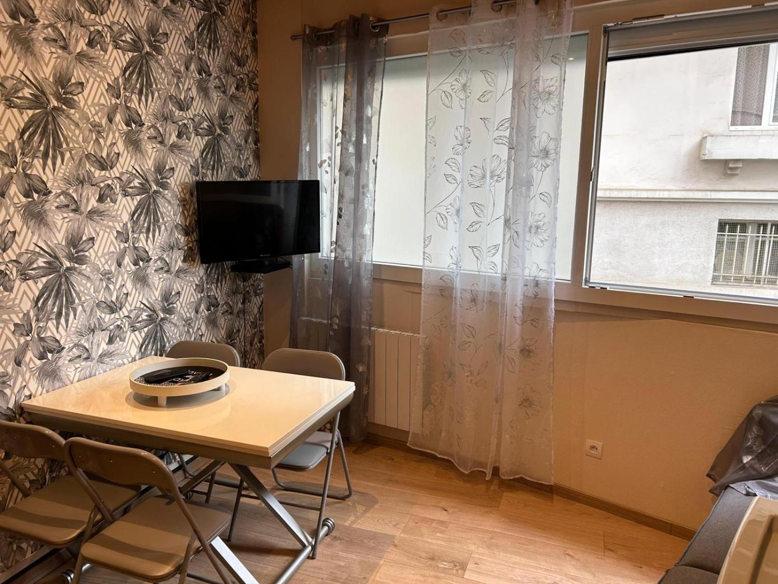 Appartement De Luxe En R/C Idealment Place En Hyper Centre Lourdes Bagian luar foto